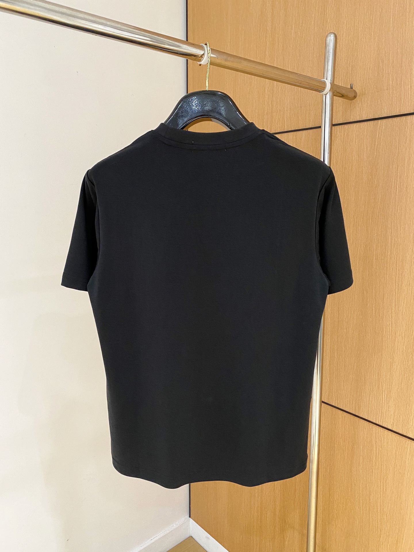 short sleeves